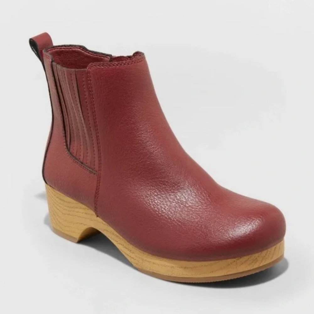 Women's Judith Clog Boots - Universal Thread™